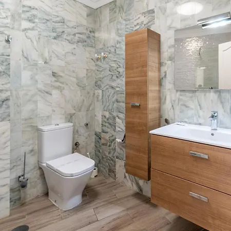 Apartamentos Lago מלון