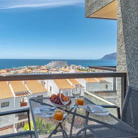 Apartamentos Lago Puerto de Santiago (Tenerife)