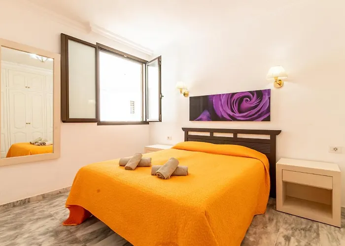 Apartamentos Lago 圣地亚哥港